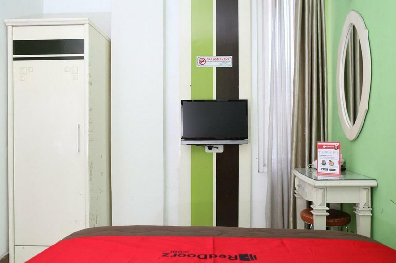 Reddoorz Plus @ Talaga Bodas 万隆 外观 照片